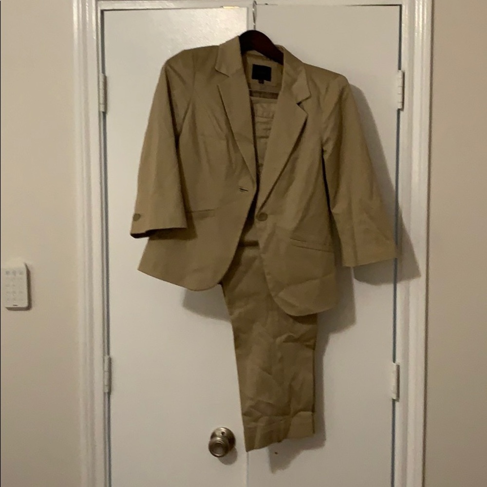 Casual cotton suit